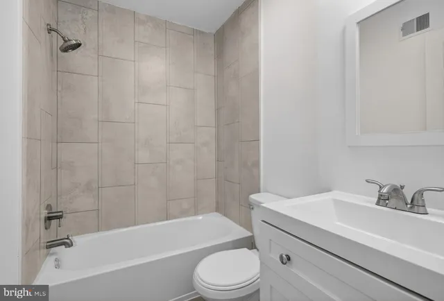 $569,000 | 6476 Franconia Court, Springfield, VA 22150