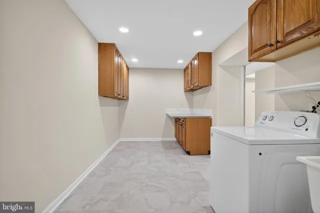 $569,000 | 6476 Franconia Court, Springfield, VA 22150