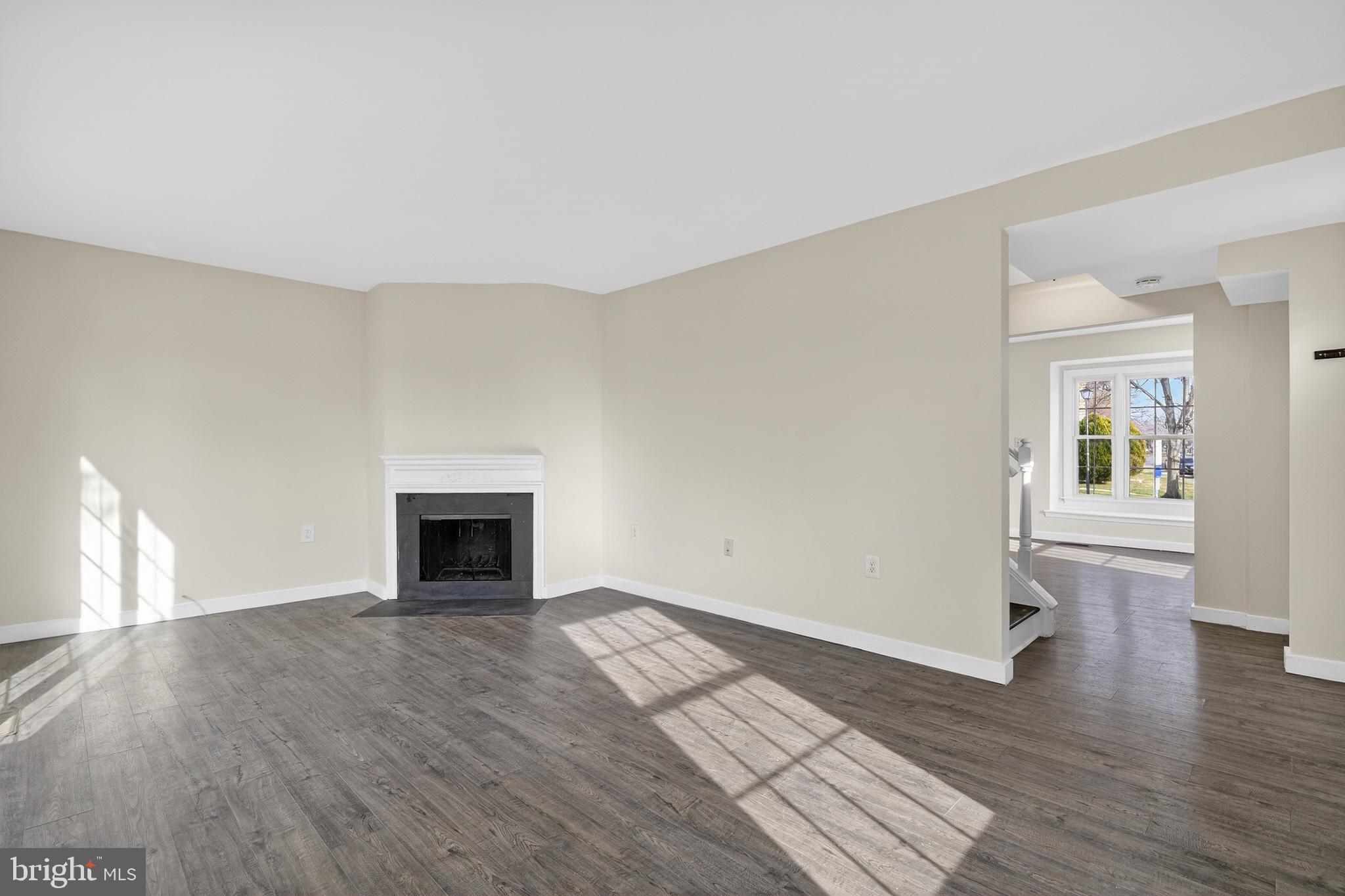 6476 Franconia Court Springfield, VA 22150 - Photo 4 of 41