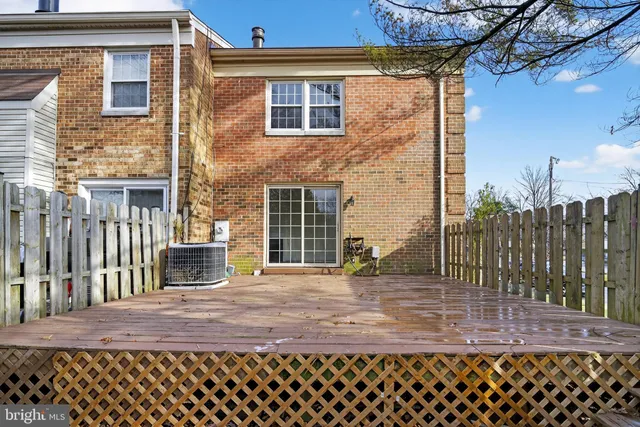 $569,000 | 6476 Franconia Court, Springfield, VA 22150