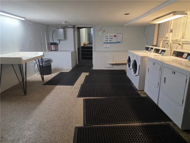 $220,000 | 300 Smithfield Road, Unit P321, North Providence, RI 02904