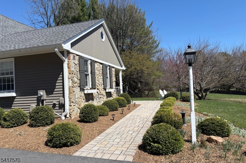 42 Sutton Road Califon, NJ 07830 - Photo 2 of 42
