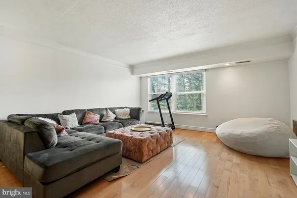 $2,600 | 7630 Provincial Drive, Unit 102, McLean, VA 22102