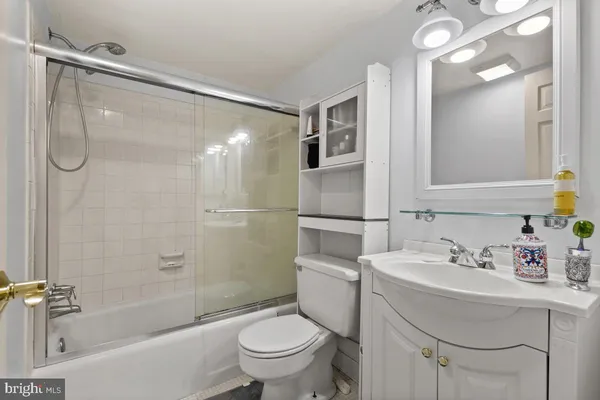 $2,600 | 7630 Provincial Drive, Unit 102, McLean, VA 22102