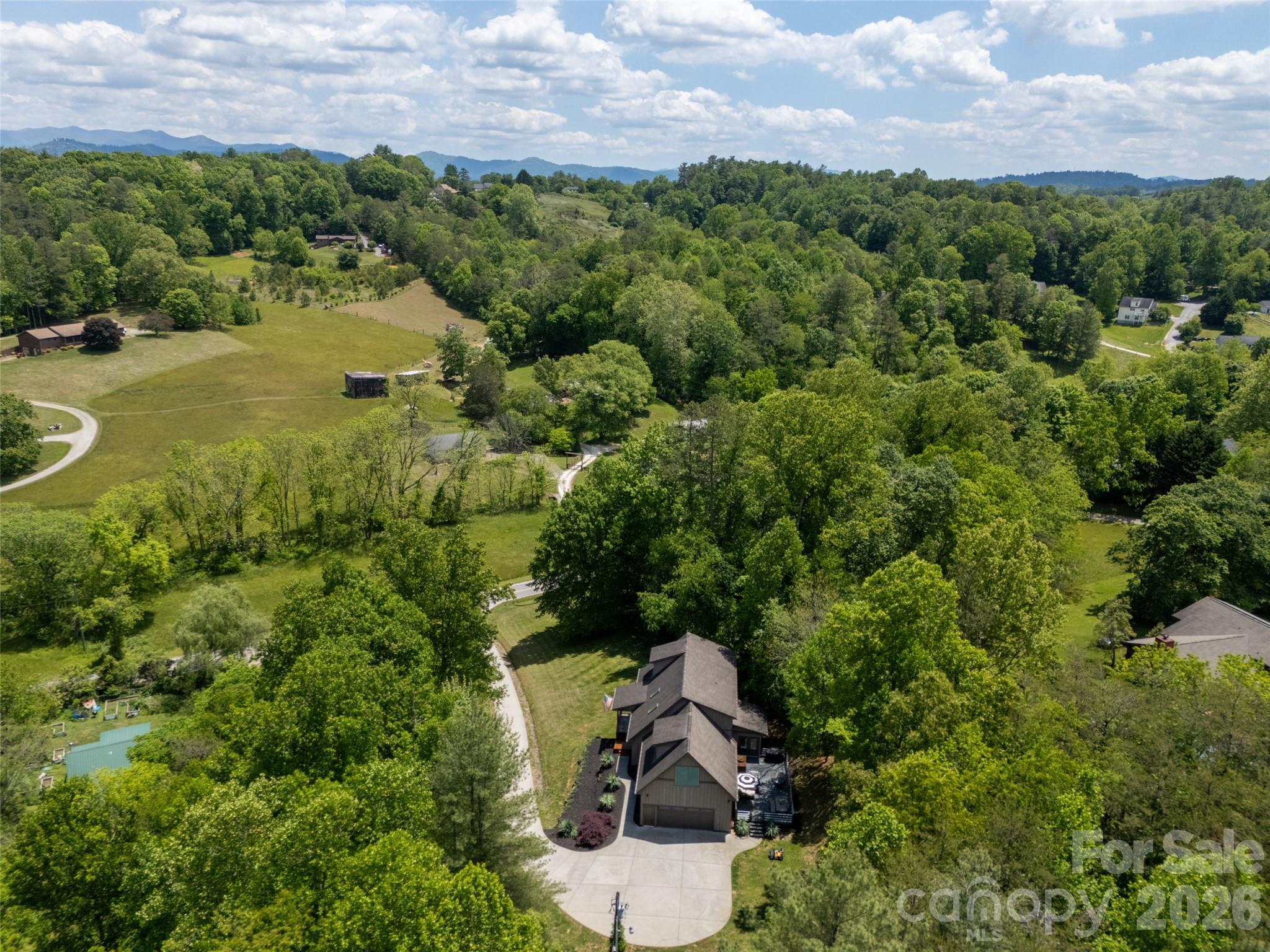 44 Sluder Branch Road Leicester, NC 28748 - Photo 5 of 34 Gallery Image 5