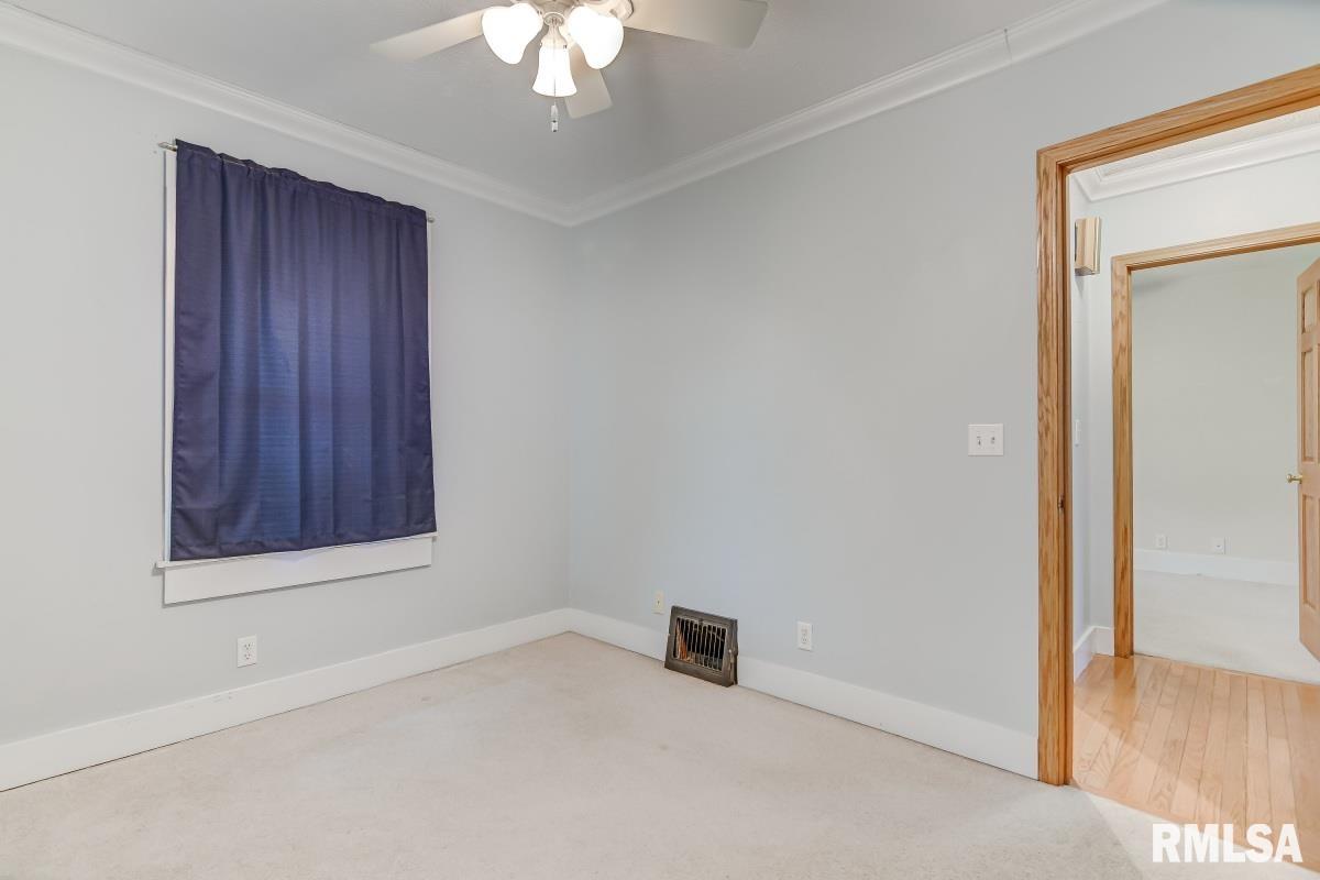 901 Cleveland Avenue Springfield, IL 62704 - Photo 16 of 33