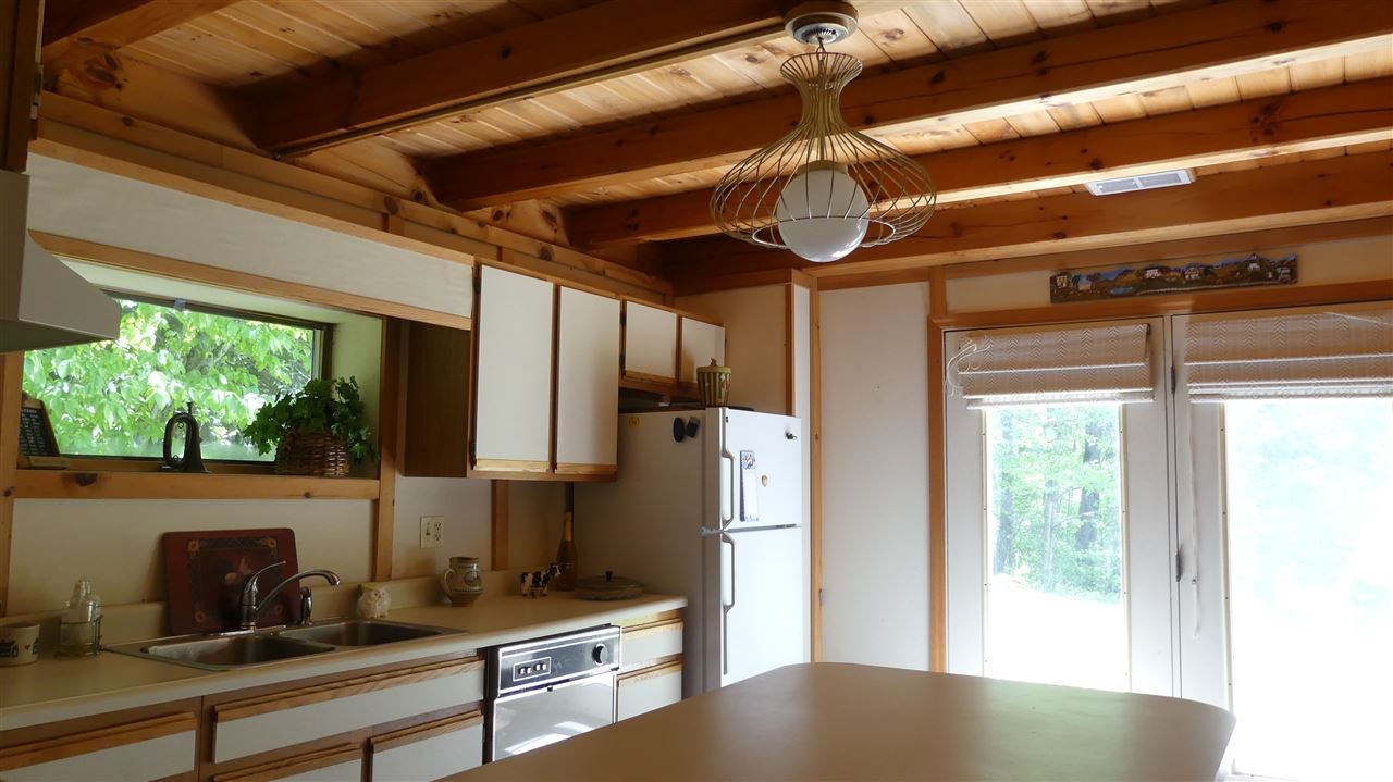287 Haystack Road Wilmington, VT 05363 - Photo 13 of 27 Gallery Image 13