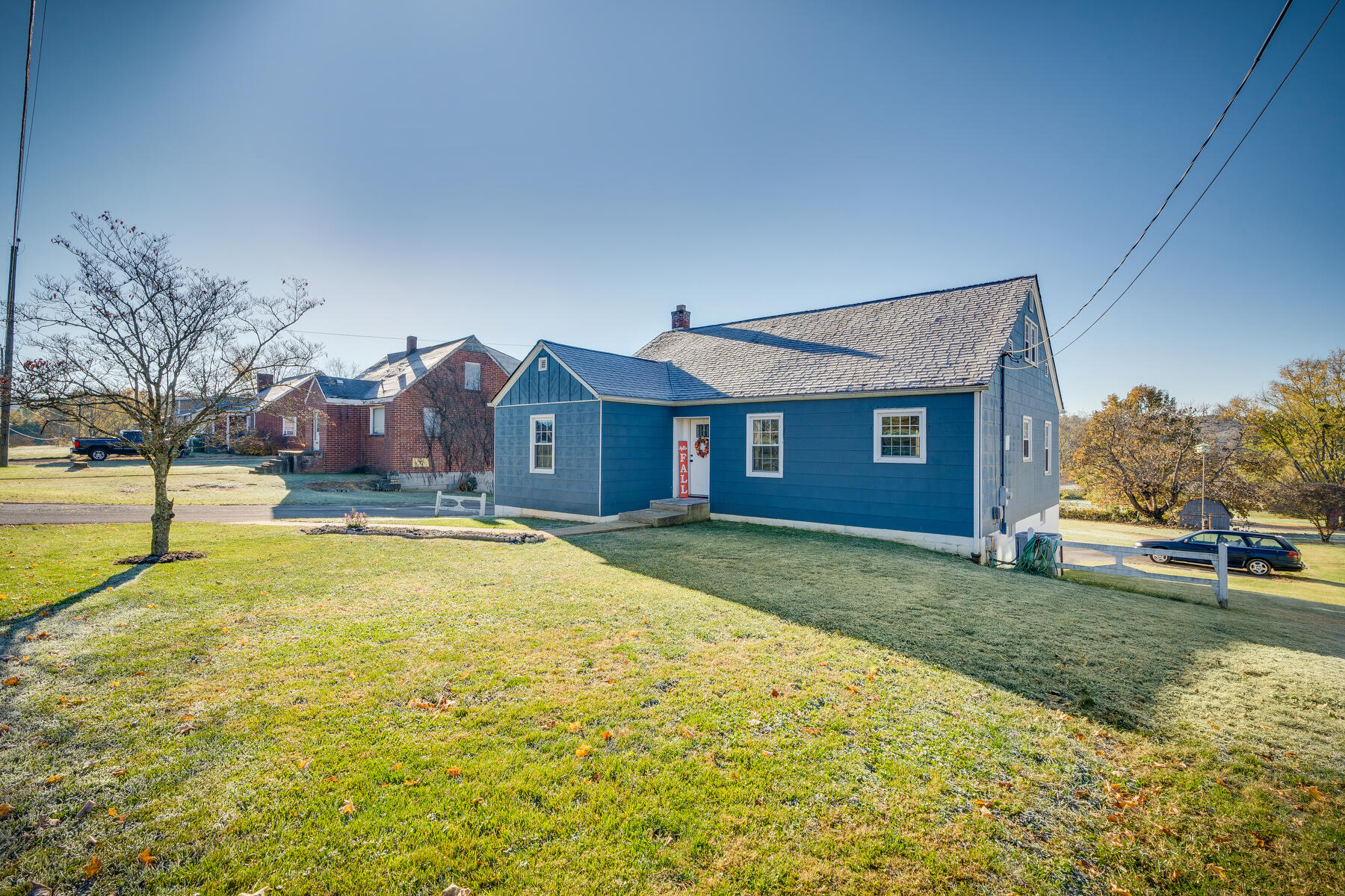 4304 Ridge Road Kingsport, TN 37660 - Photo 3 of 34 003