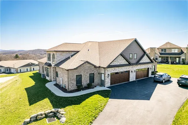 $559,000 | 1207 Bellfield Court, Greensburg, PA 15601