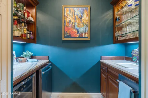 $961,000 | 309 Oakleaf Drive, Lafayette, LA 70503