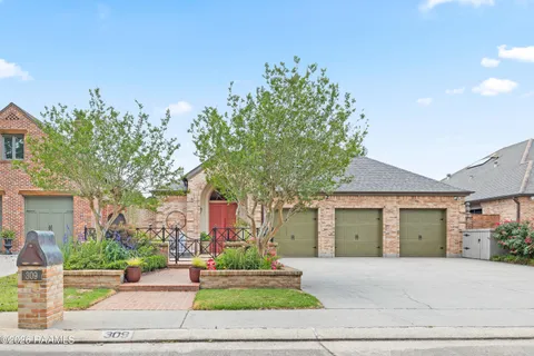 $961,000 | 309 Oakleaf Drive, Lafayette, LA 70503