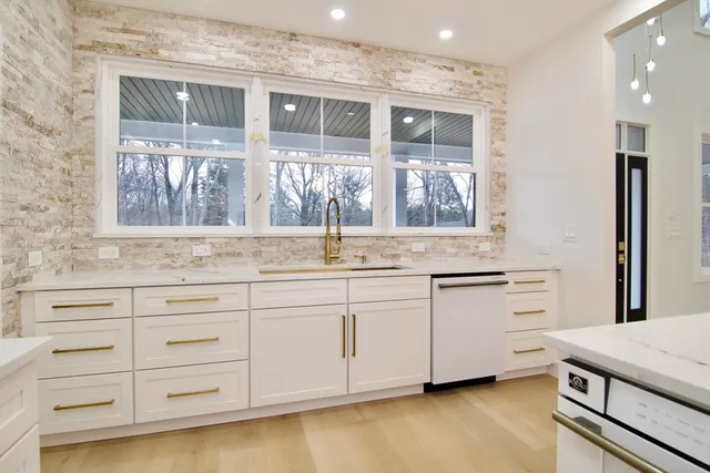 $1,200,000 | 4 Mohawk Street, Wilbraham, MA 01095