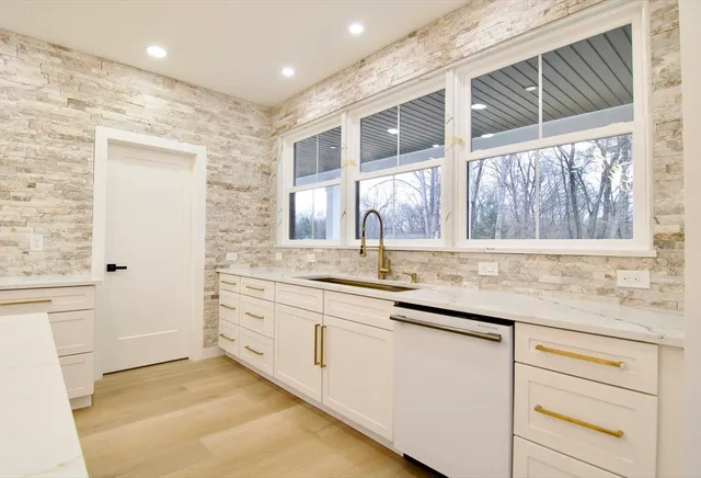 $1,200,000 | 4 Mohawk Street, Wilbraham, MA 01095