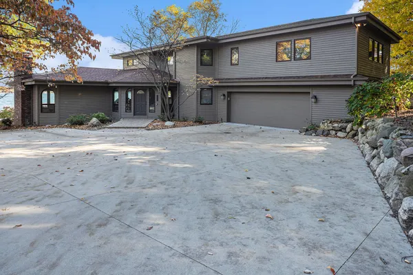 $2,400,000 | 10800 South Interlaken, Richland, MI 49083