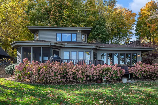 $2,400,000 | 10800 South Interlaken, Richland, MI 49083