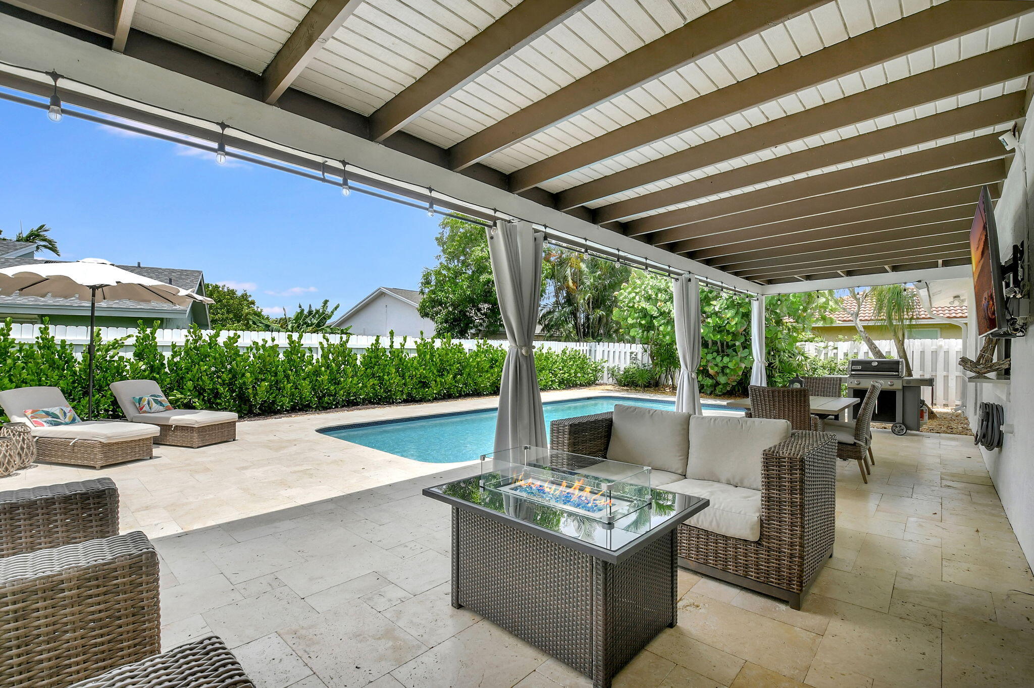 17775 Raintree Terrace Boca Raton, FL 33487 - Photo 33 of 70 35-web-or-mls-House (32)
