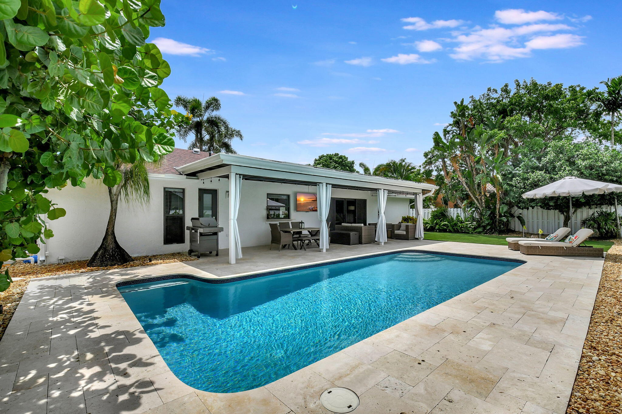 17775 Raintree Terrace Boca Raton, FL 33487 - Photo 37 of 70 41-web-or-mls-House (38)
