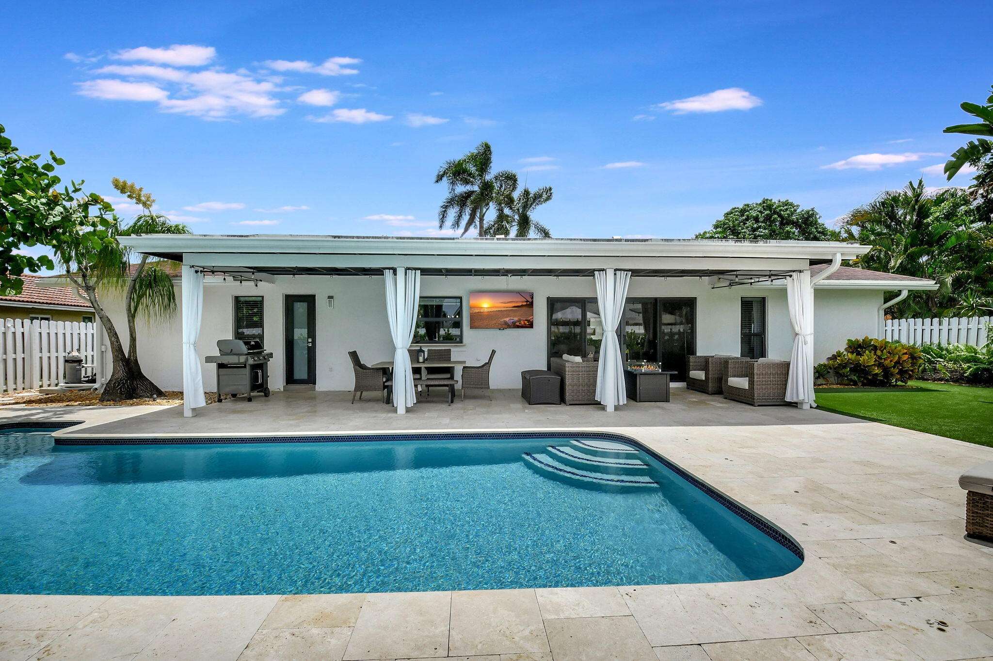 17775 Raintree Terrace Boca Raton, FL 33487 - Photo 5 of 70 12-web-or-mls-House (39)