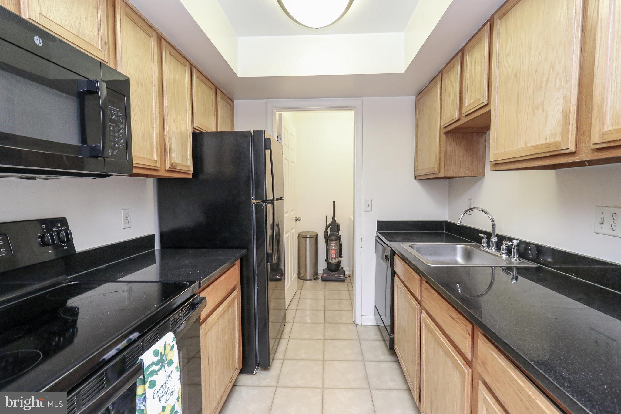 14800 Rydell Road, Unit 301 Centreville, VA 20121 - Photo 3 of 19