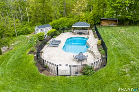 $939,900 | 41 Charter Ridge Drive, Newtown, CT 06482