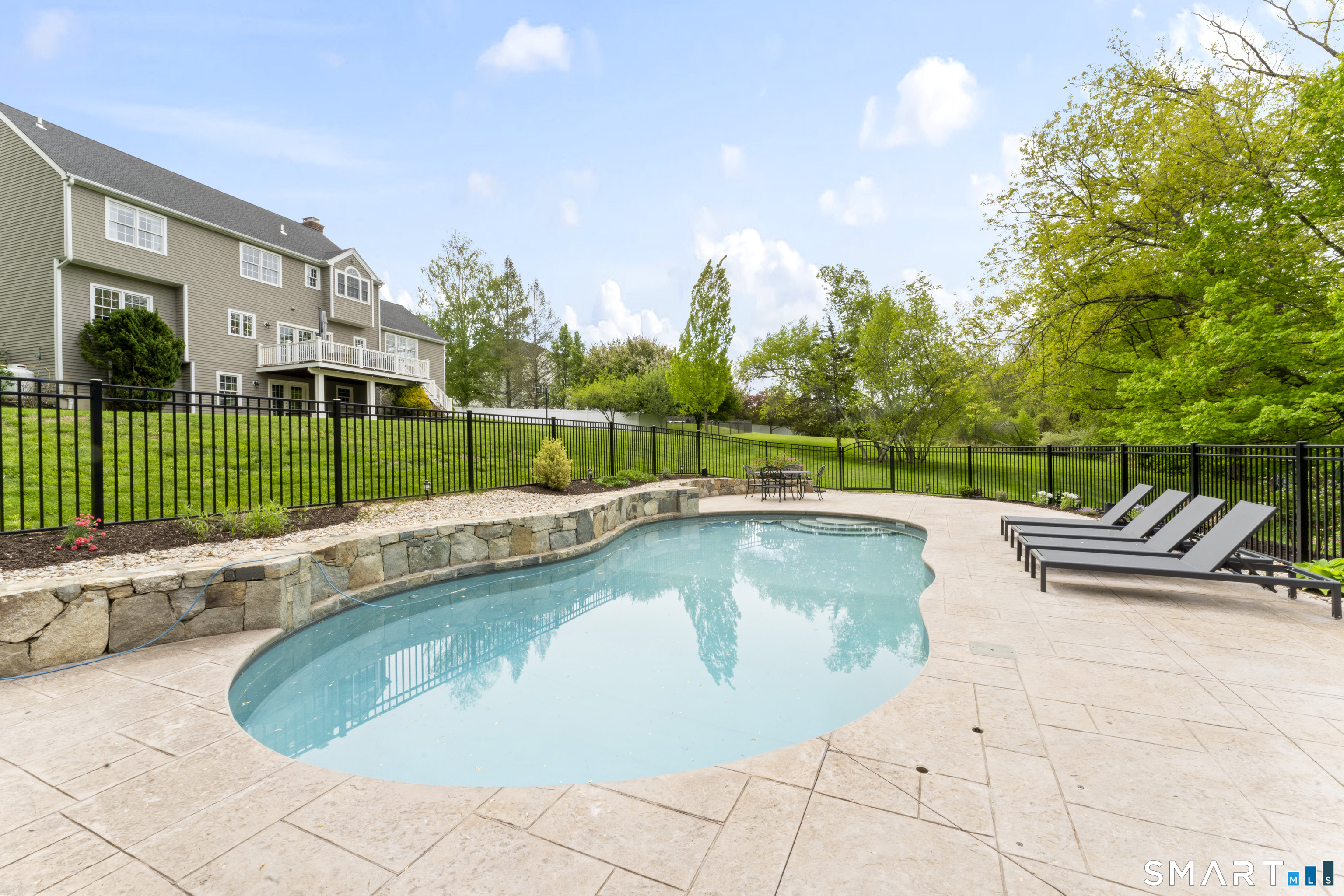 41 Charter Ridge Drive Newtown, CT 06482 - Photo 32 of 40