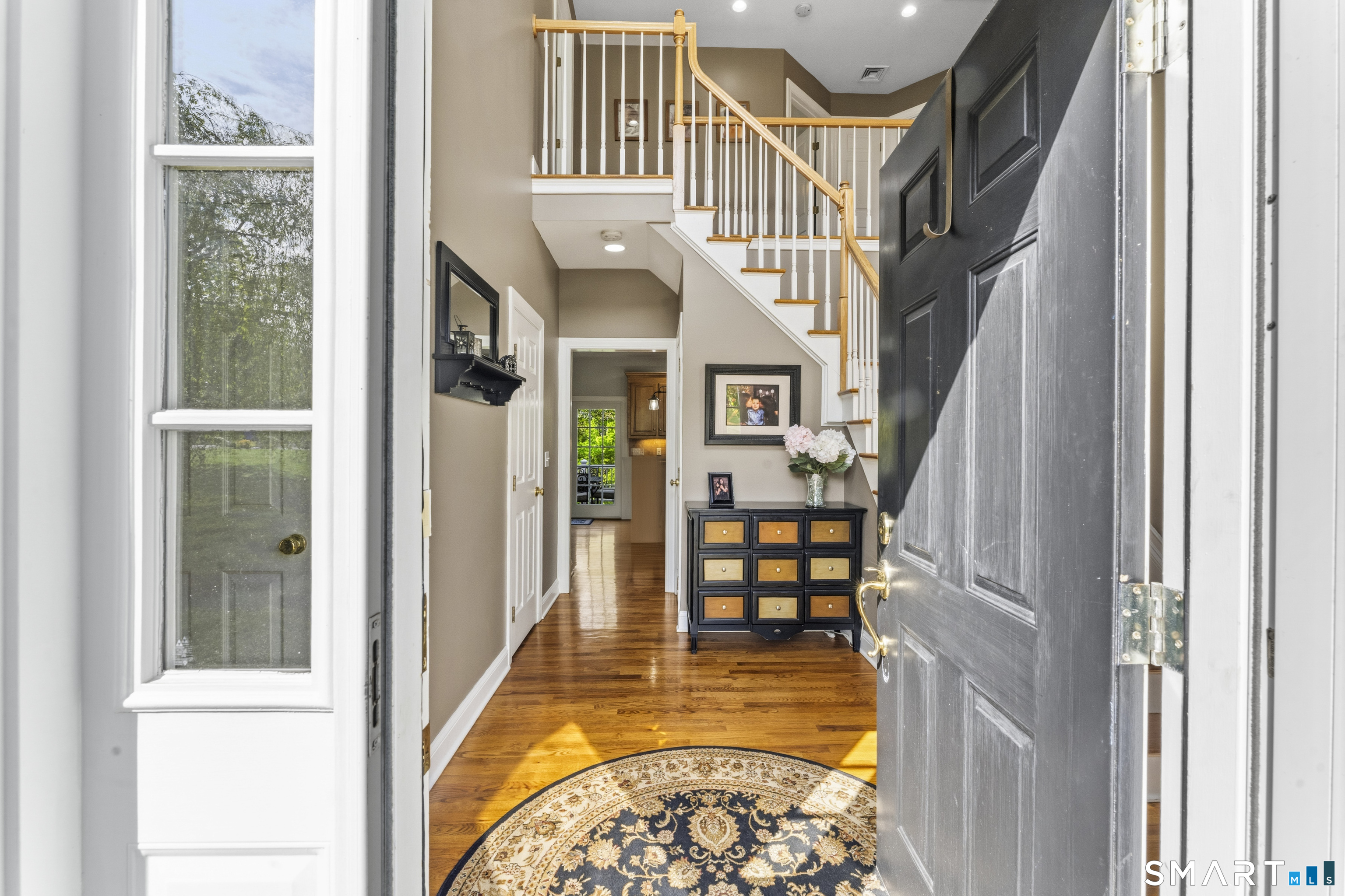 41 Charter Ridge Drive Newtown, CT 06482 - Photo 4 of 40
