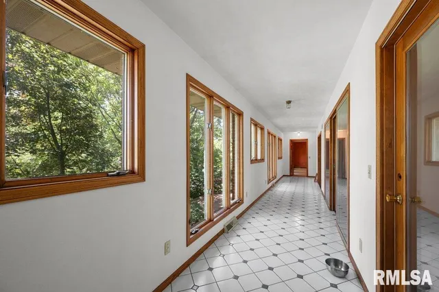 $295,000 | 9554 Rock River View, Colona, IL 61241