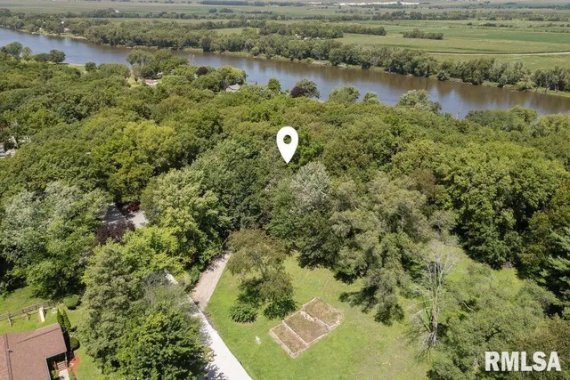 $295,000 | 9554 Rock River View, Colona, IL 61241