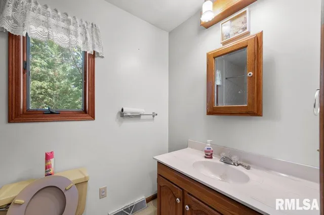 $295,000 | 9554 Rock River View, Colona, IL 61241