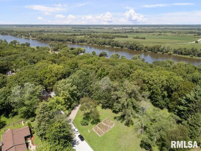 $295,000 | 9554 Rock River View, Colona, IL 61241