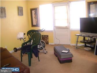 7332 Brockton Road Philadelphia, PA 19151 - Photo 3 of 11 Gallery Image 3