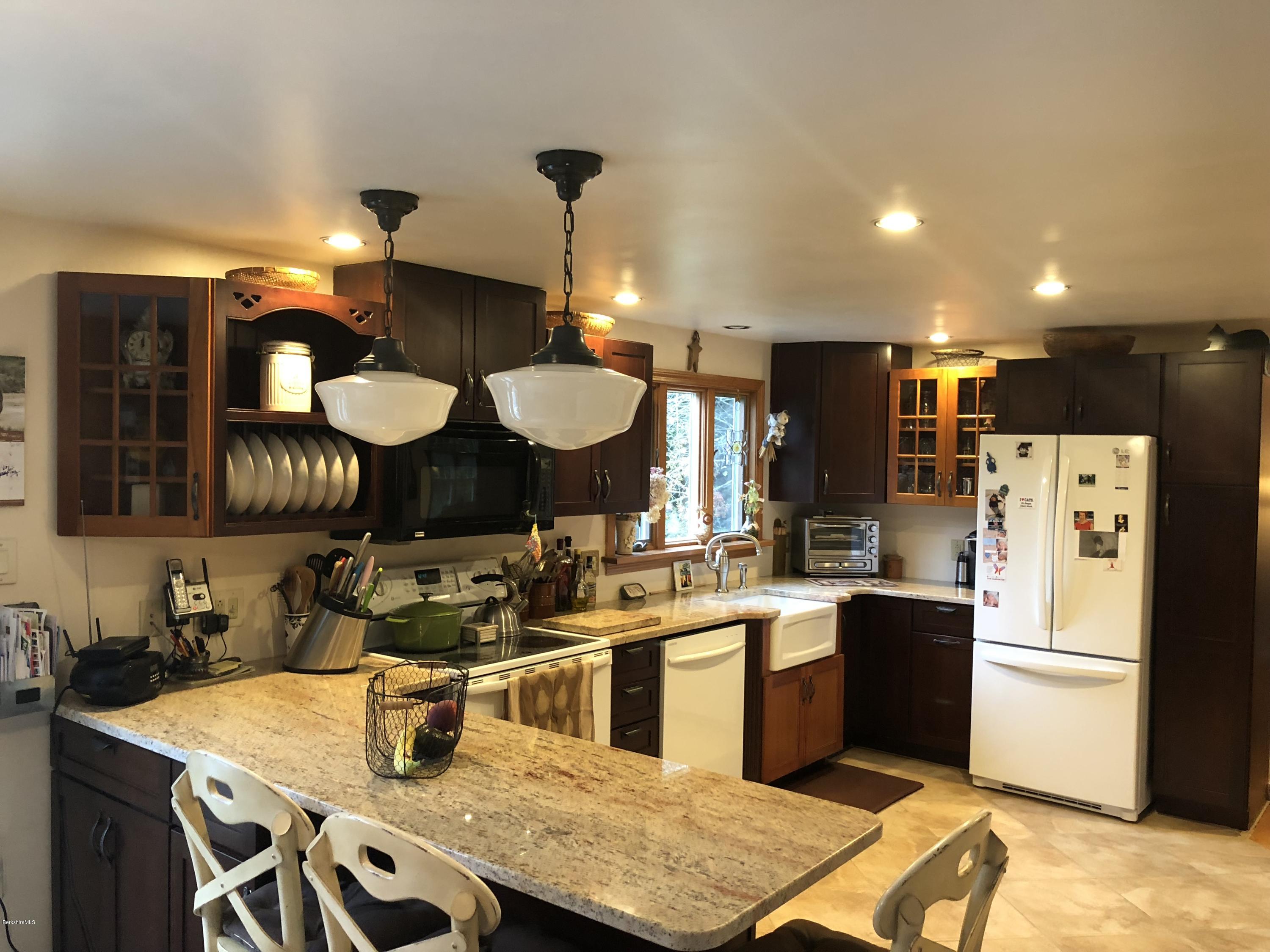 400 Michaels Road Hinsdale, MA 01235 - Photo 4 of 24 400 Michaels