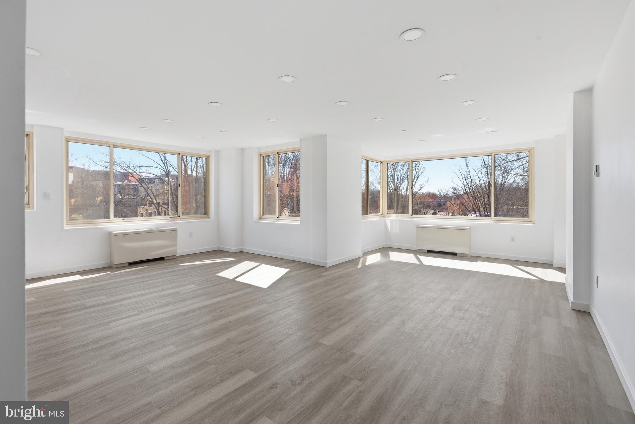 4000 Tunlaw Road Northwest, Unit 611 Washington, DC 20007 - Photo 19 of 29 Bright Open Living & Dining