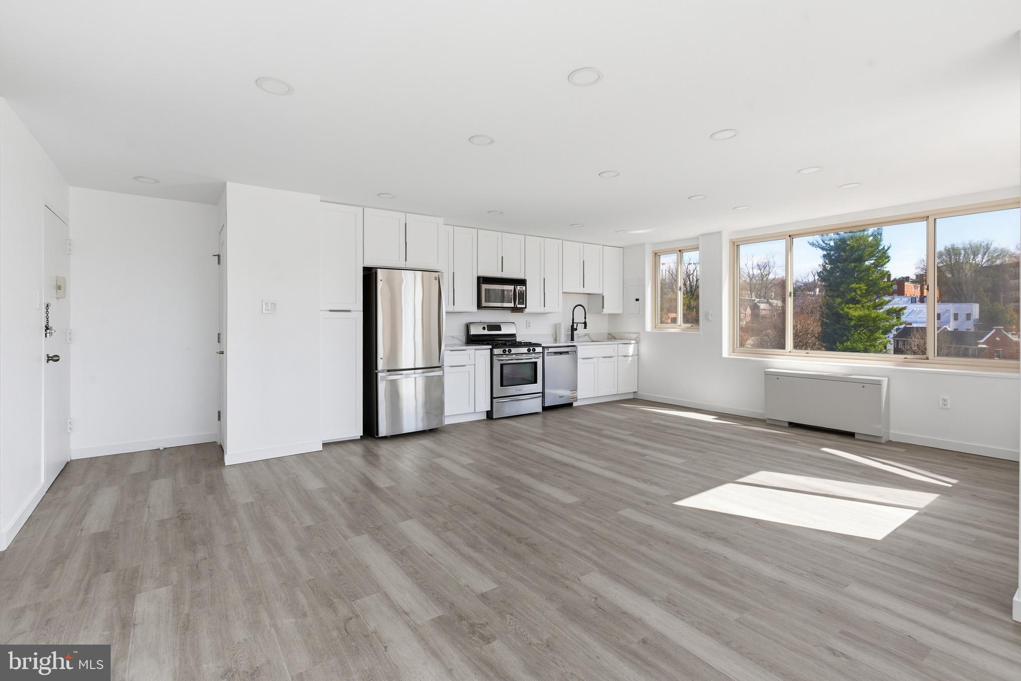 4000 Tunlaw Road Northwest, Unit 611 Washington, DC 20007 - Photo 20 of 29 All New Renovation w/ LPV Flooring