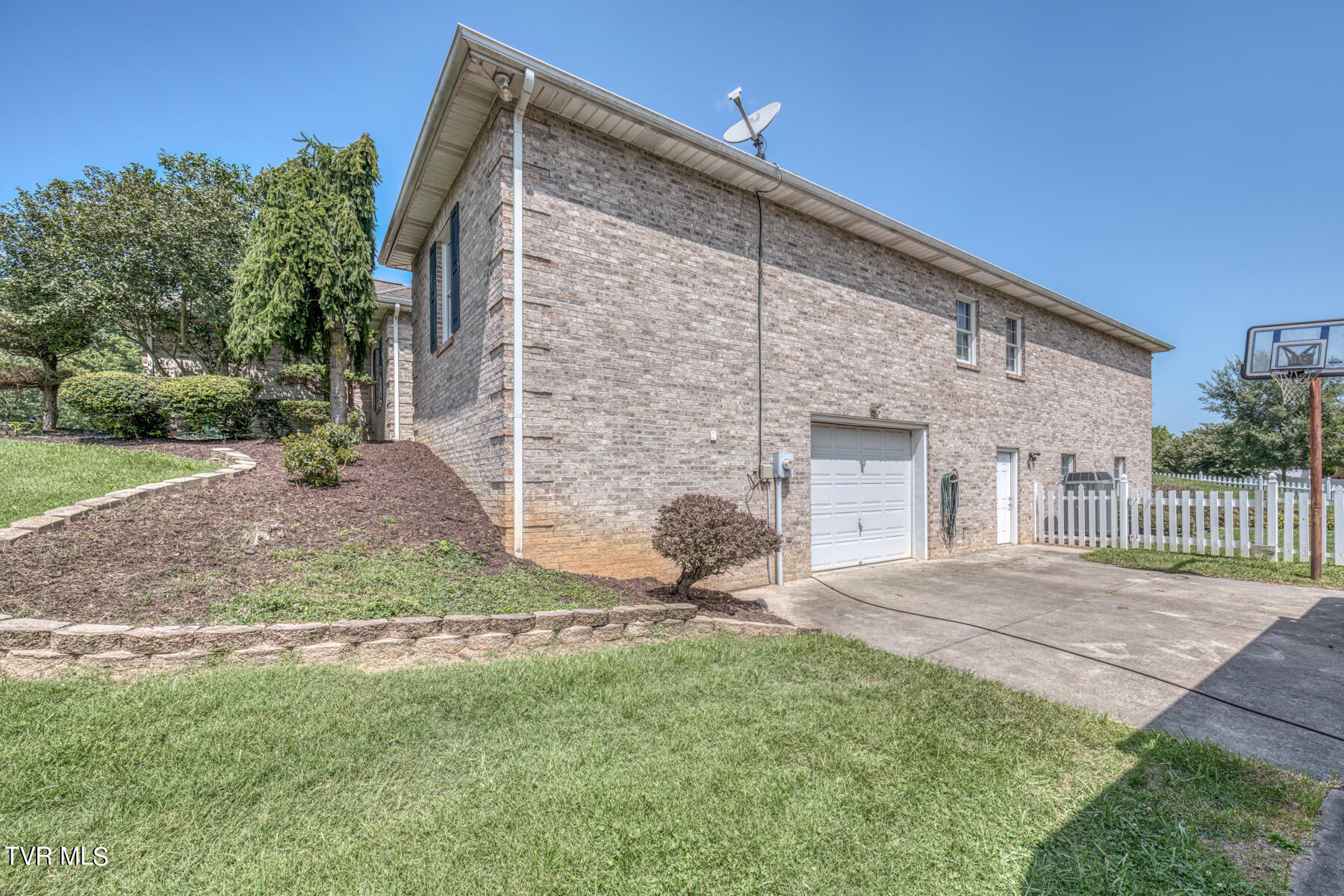 418 Shadden Road Gray, TN 37615 - Photo 3 of 68 418 Shadden Rd-3