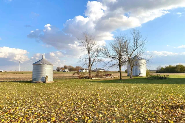 $100,000 | 3227 West 300 South, Winchester, IN 47394