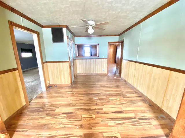 $100,000 | 3227 West 300 South, Winchester, IN 47394