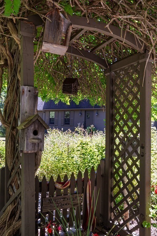 4 Chestnut Street Hopkinton, MA 01748 - Photo 38 of 40