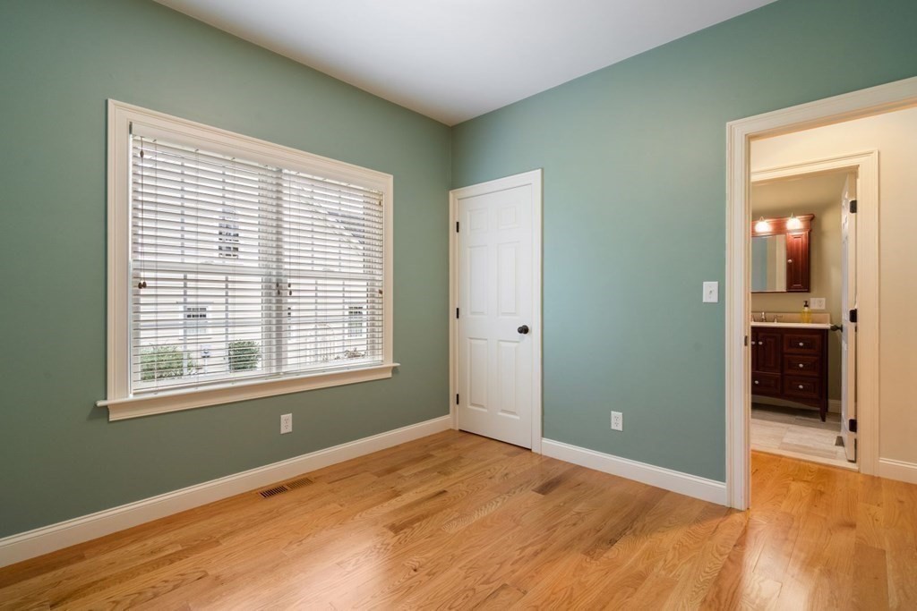 9 Ridgewood Crossing, Unit 9 Hingham, MA 02043 - Photo 20 of 31