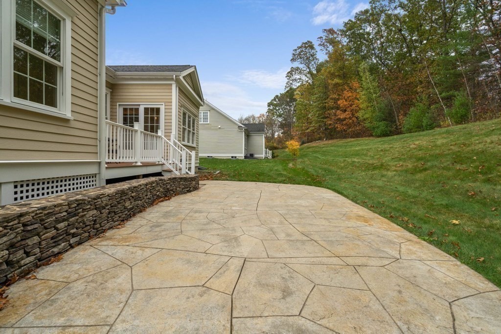 9 Ridgewood Crossing, Unit 9 Hingham, MA 02043 - Photo 26 of 31