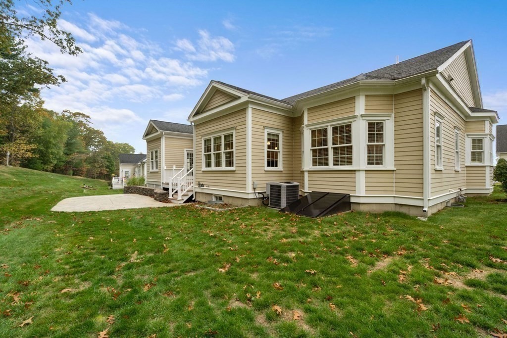 9 Ridgewood Crossing, Unit 9 Hingham, MA 02043 - Photo 28 of 31