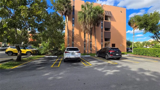 a view of a basketball court