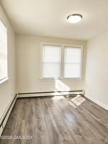 $2,950 | 77 Valley Road, Cos Cob, CT 06807