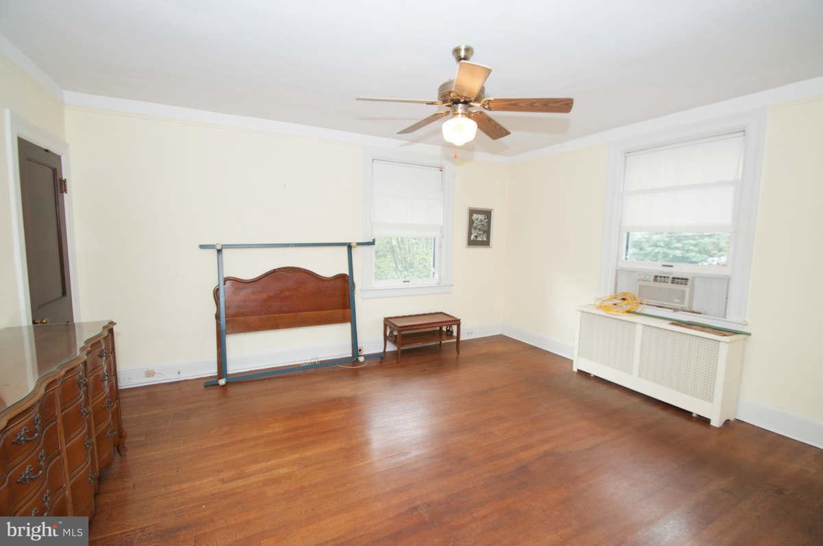 531 Nottingham Road Baltimore, MD 21229 - Photo 6 of 14 Bedroom #1