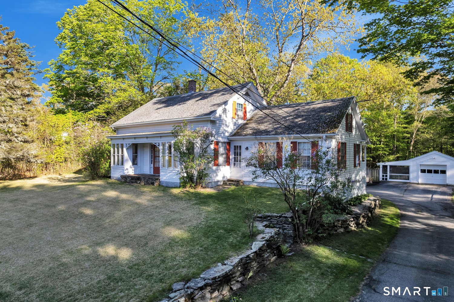 215 Walnut Street Putnam, CT 06260 - Photo 1 of 39