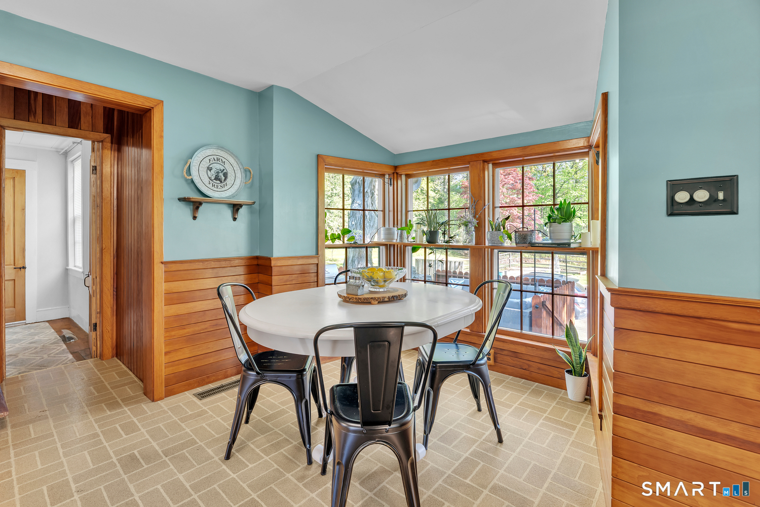 215 Walnut Street Putnam, CT 06260 - Photo 15 of 39