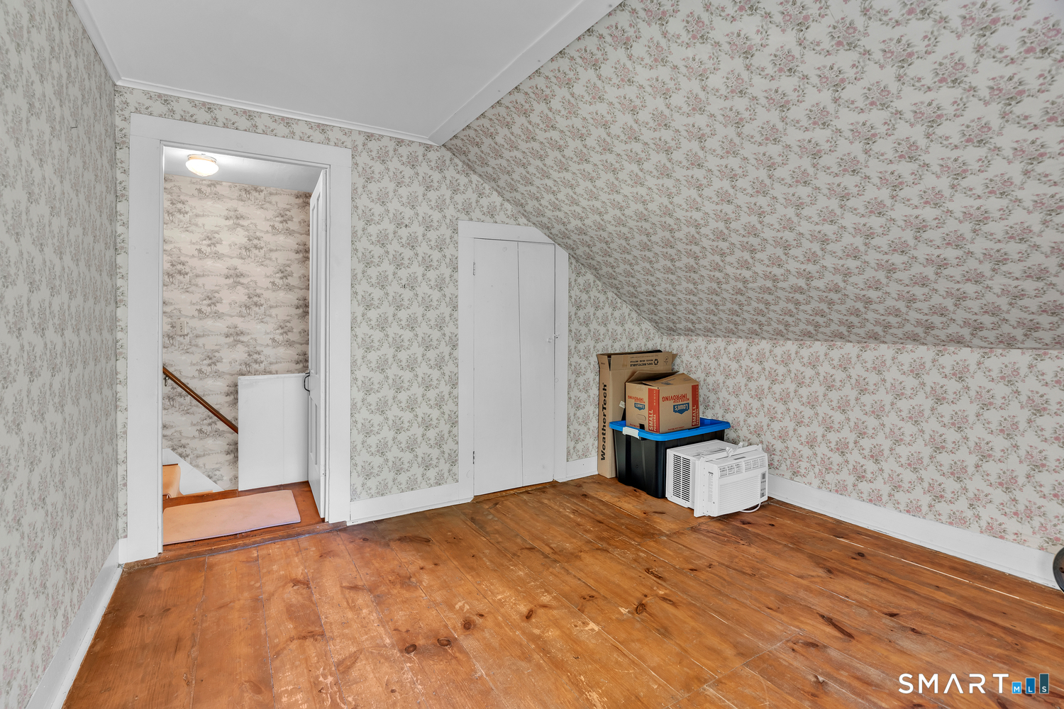 215 Walnut Street Putnam, CT 06260 - Photo 25 of 39