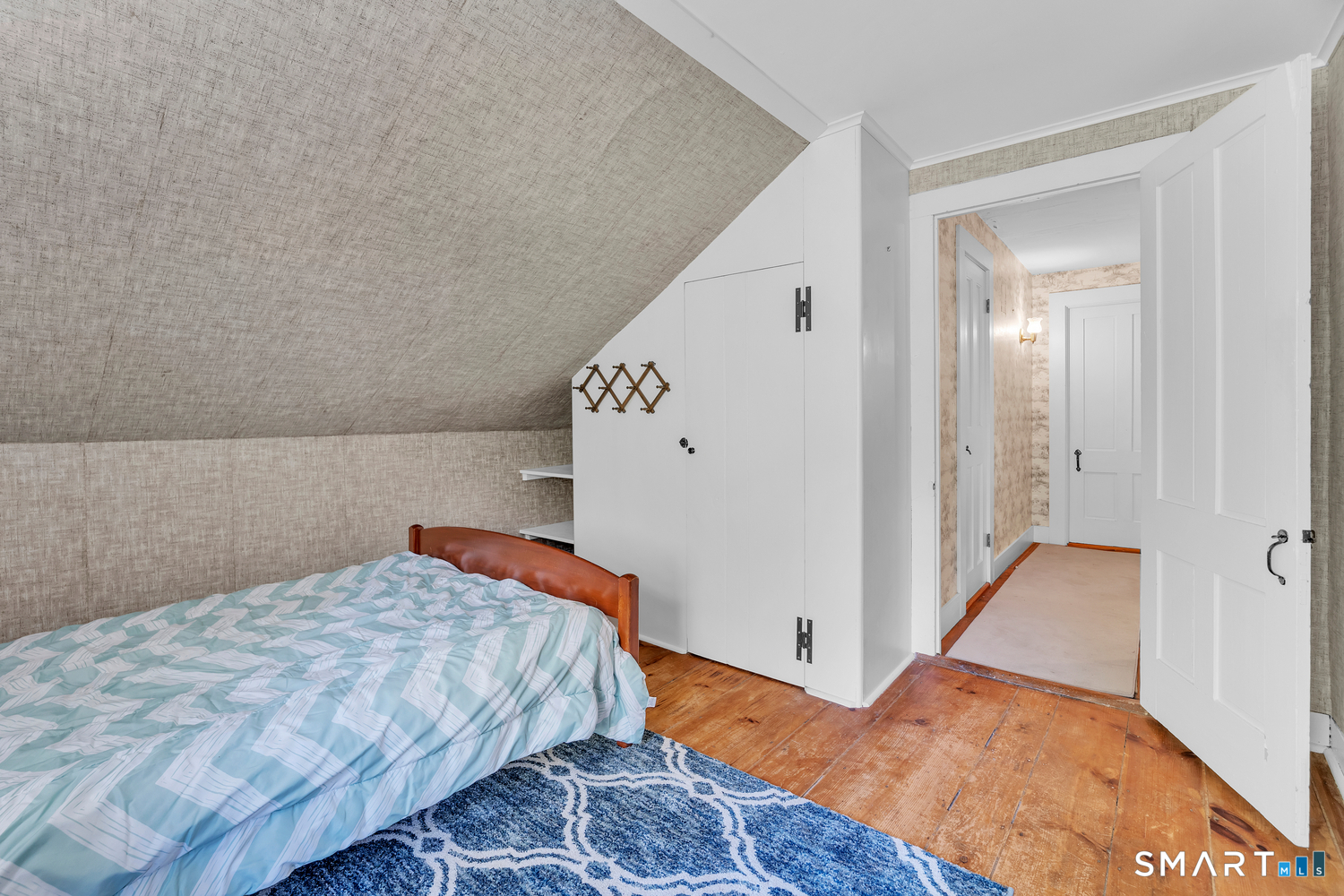215 Walnut Street Putnam, CT 06260 - Photo 27 of 39