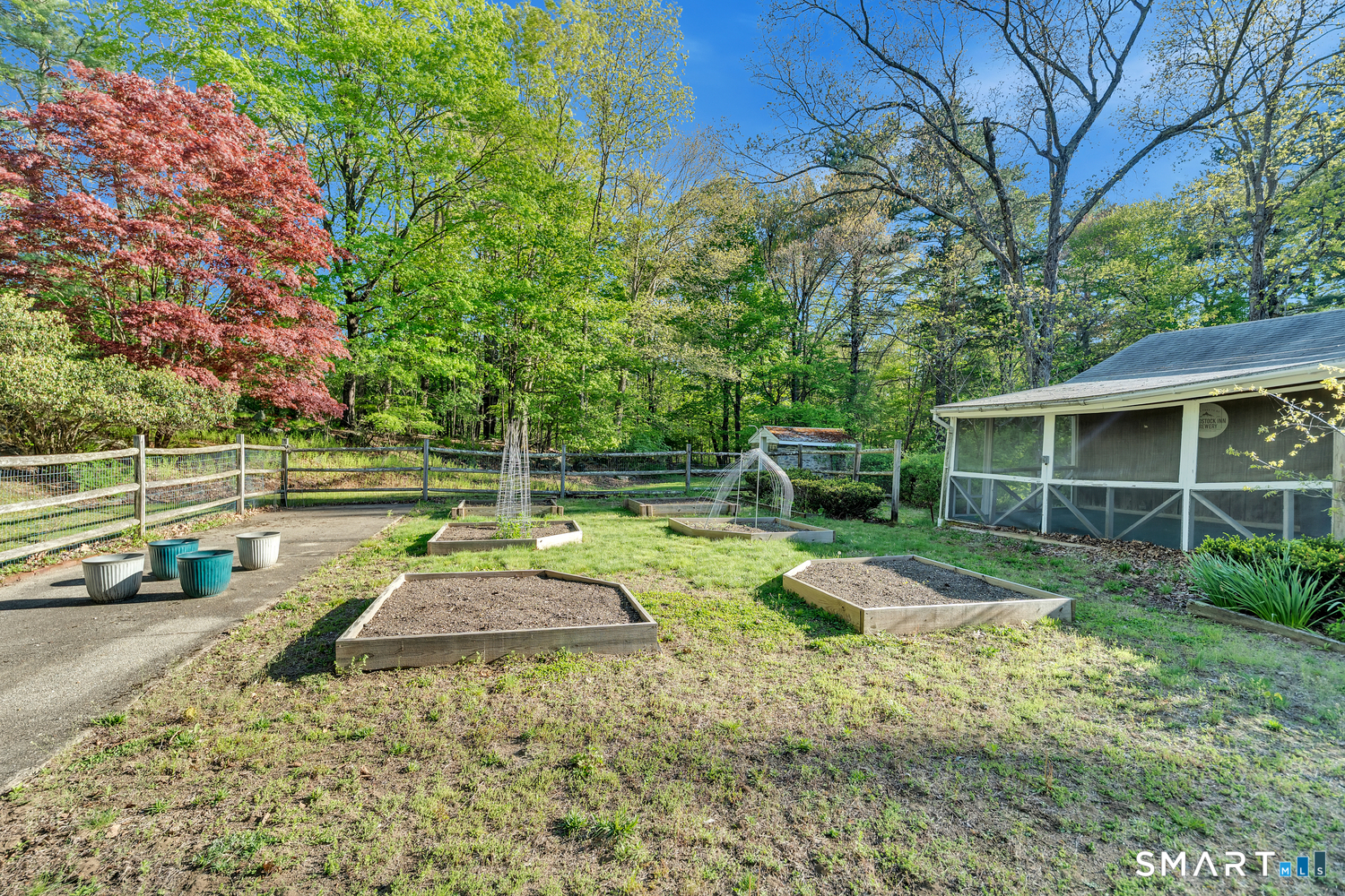 215 Walnut Street Putnam, CT 06260 - Photo 32 of 39