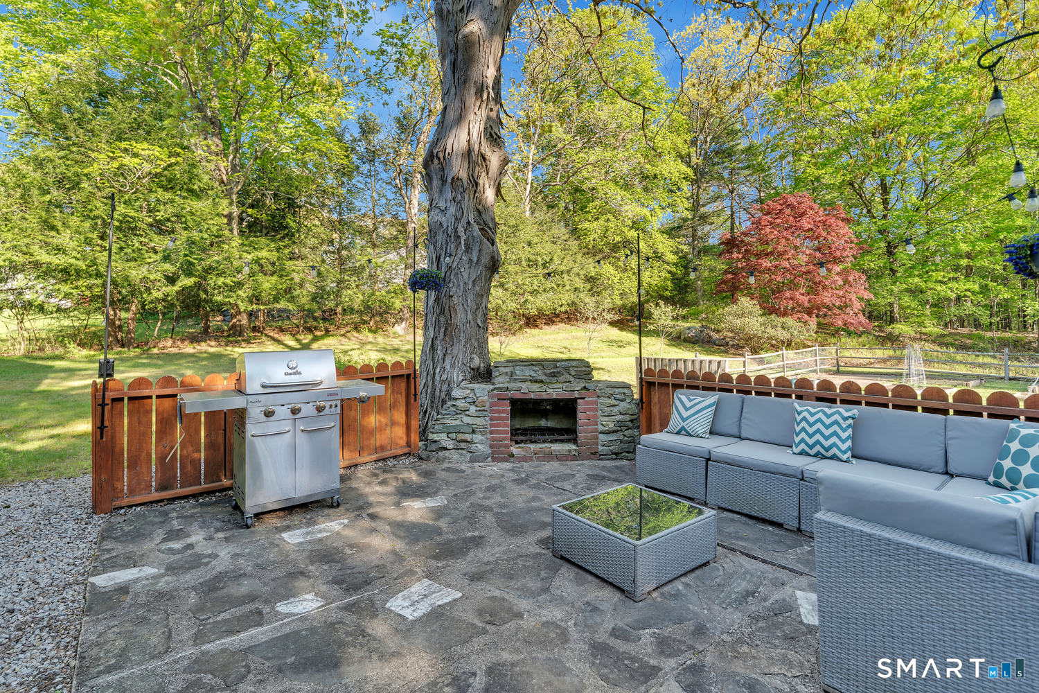 215 Walnut Street Putnam, CT 06260 - Photo 34 of 39